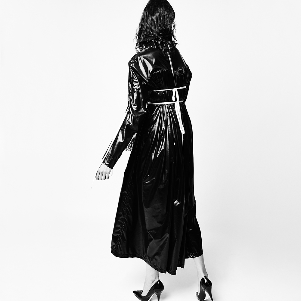 look 19 of 84
