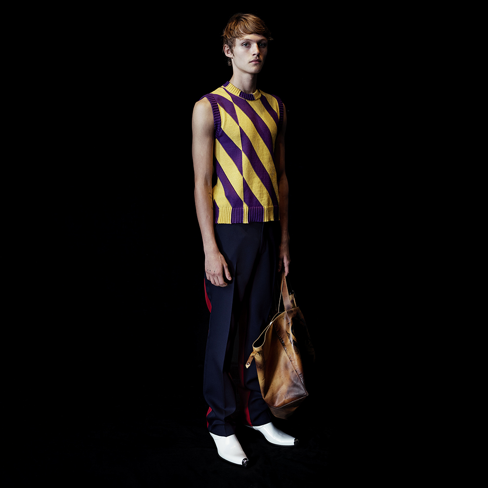 look 50 of 84