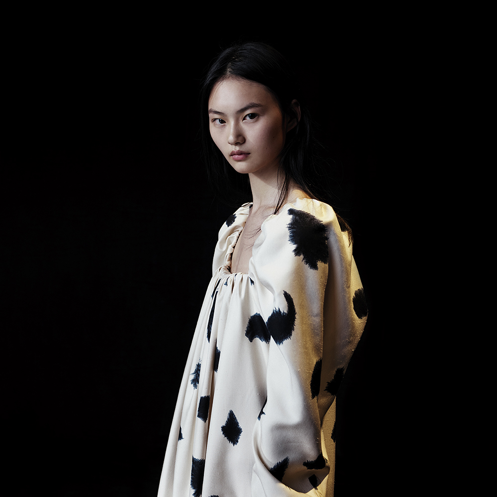 look 56 of 84