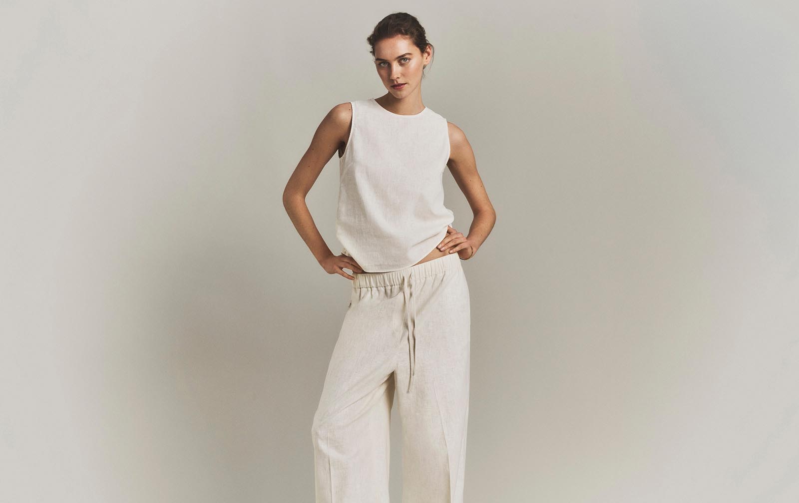 Model in Calvin Klein linen