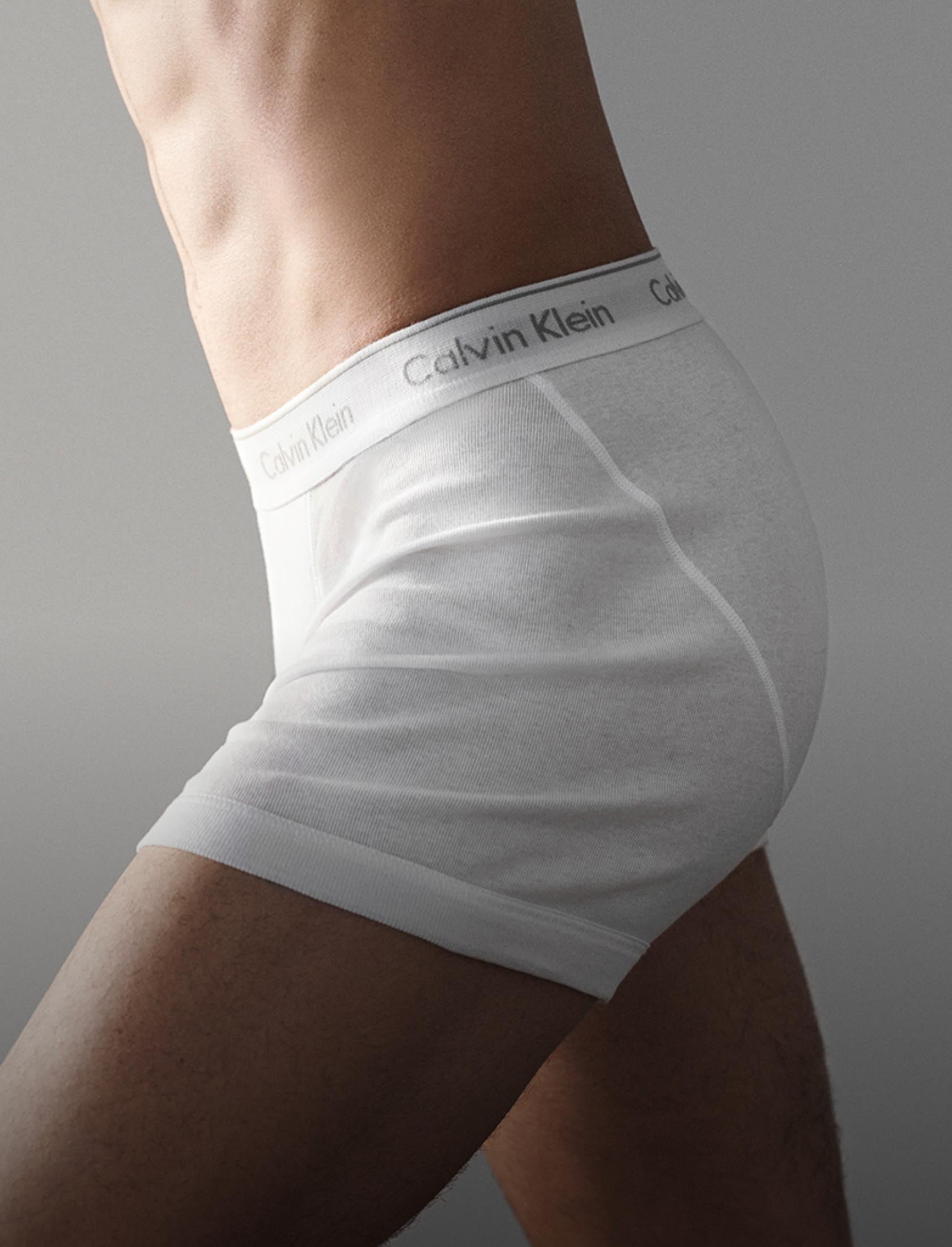 Calvin Klein Men's Cotton Classic Fit 3-Pack Boxer Brief, White, Md