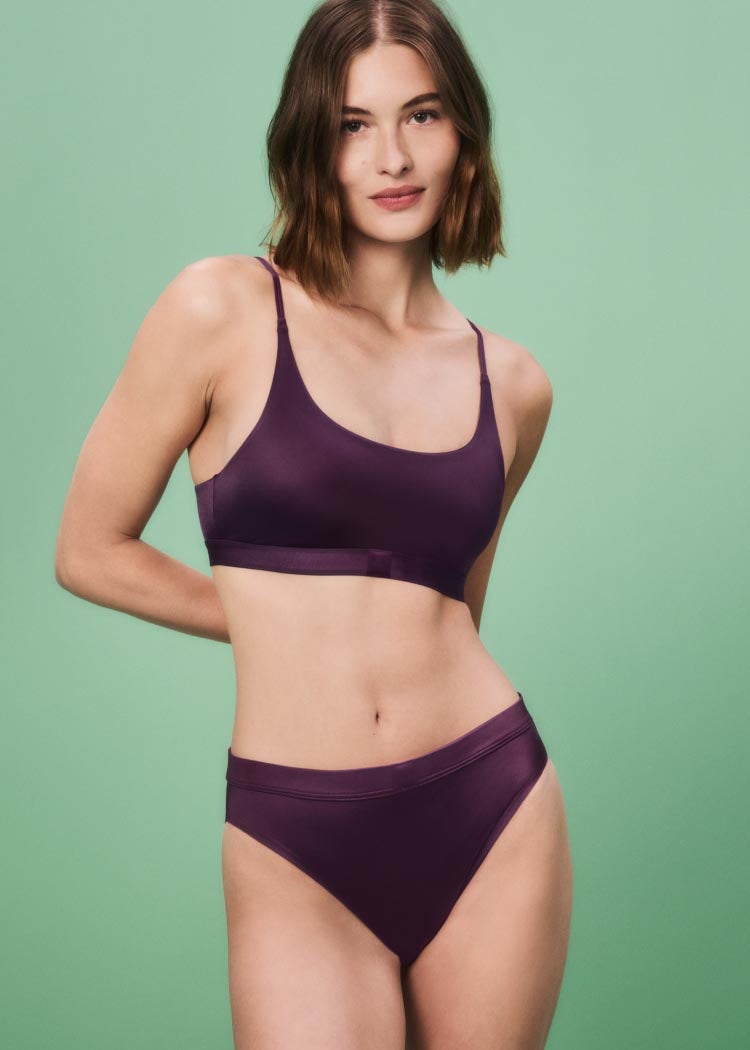 Women s Clothing and Underwear Size Charts Calvin Klein