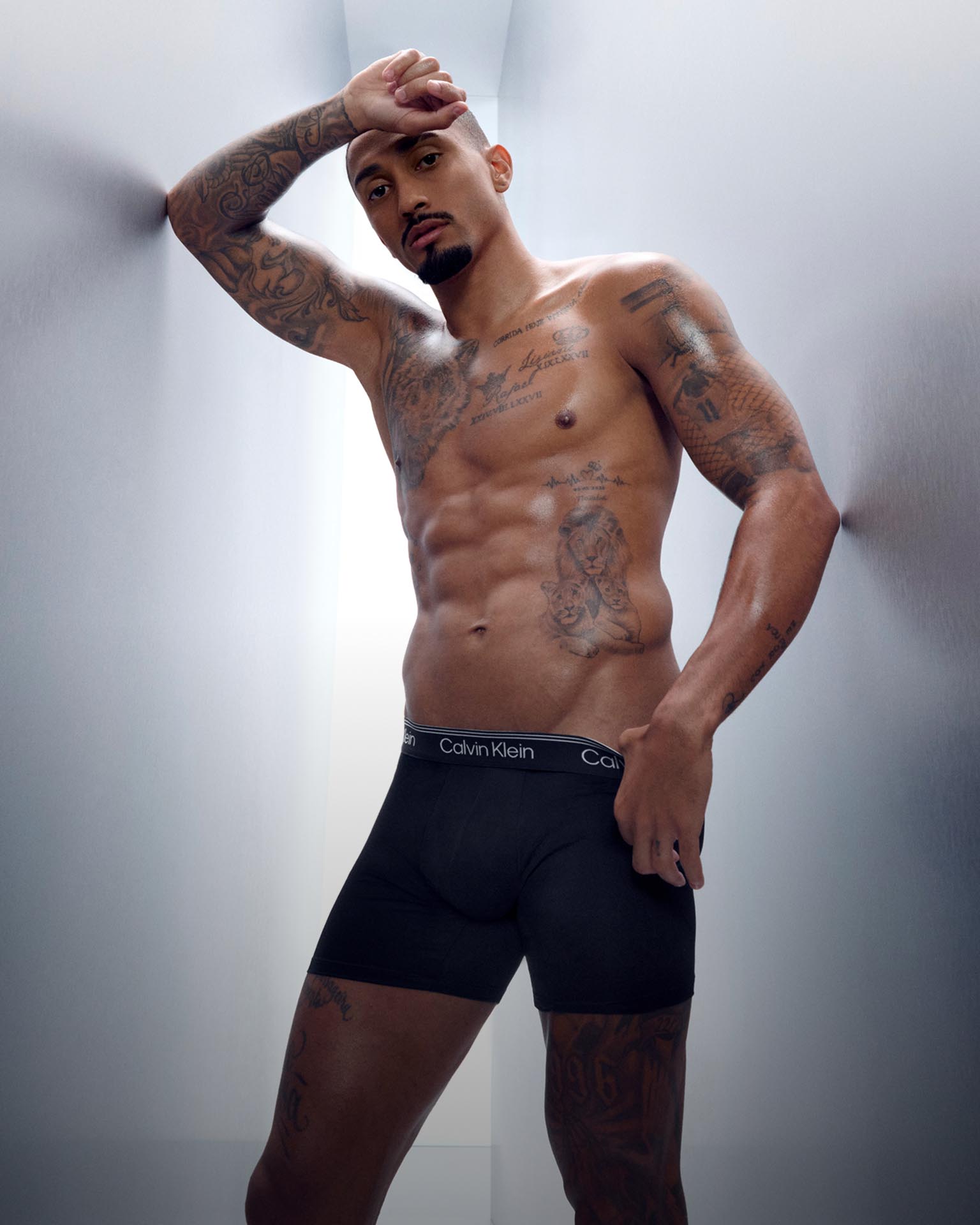 Raphinha posing in Microfiber Stretch underwear