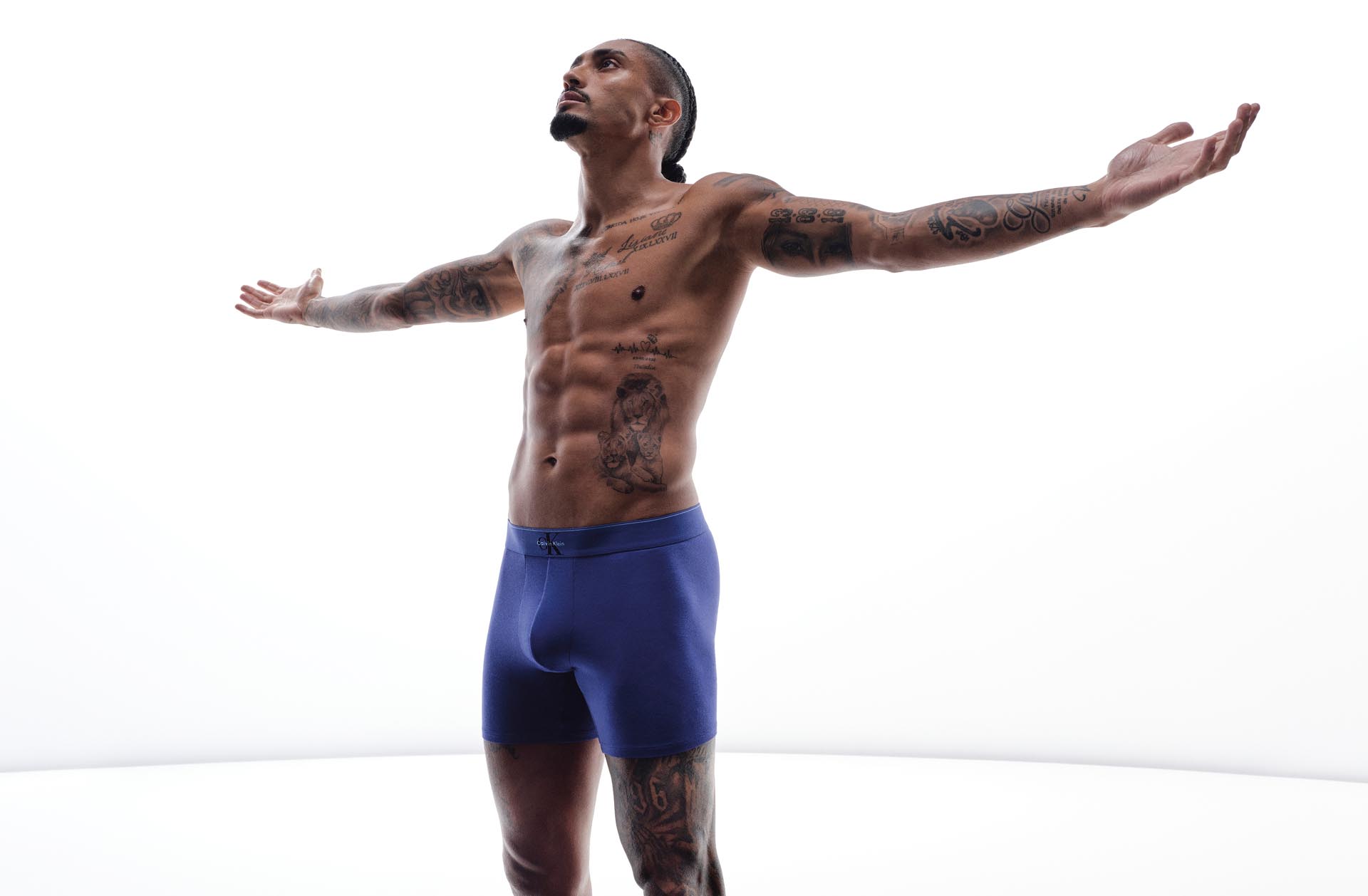 Raphina posing in Graphic Monogram underwear